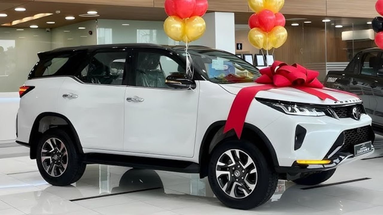 Toyota Fortuner Legender 2025