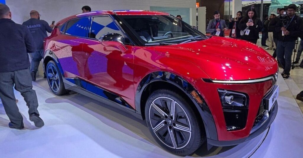 VinFast VF 7 Electric SUV Set to Launch in India: Bold Design Meets Smart Tech 2 VinFast VF 7 Electric SUV India Launch