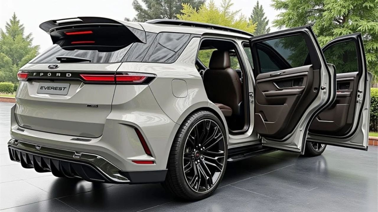 Ford Everest 2026 Unveiled: Hybrid Power, Bold Design, Premium Comfort & True Off-Road Capability